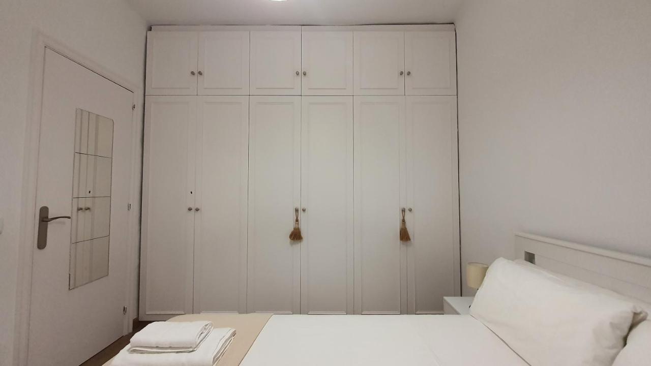 Opening Doors Sagrada Familia Apartman Barcelona Kültér fotó