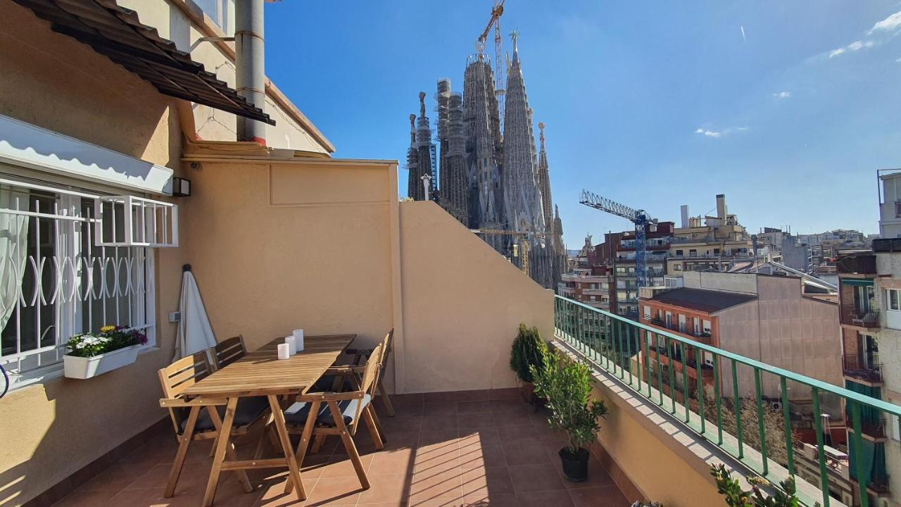 Opening Doors Sagrada Familia Apartman Barcelona Kültér fotó